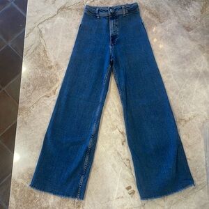 ZARA marine straight jeans!